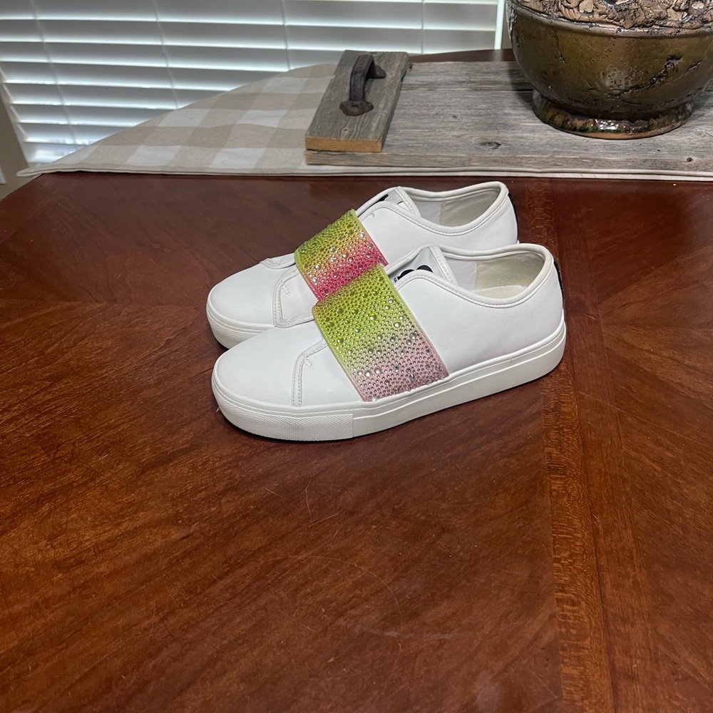 Karl Lagerfeld Paris leather sneakers remmy rhinestones